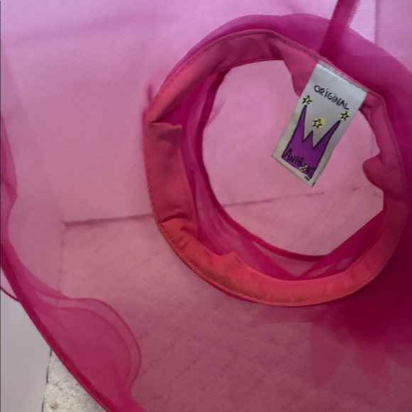 Chic Fuchsia Women's Hat with Floral Accent Church/Easter/Tea/Derby - Picture 4 of 4